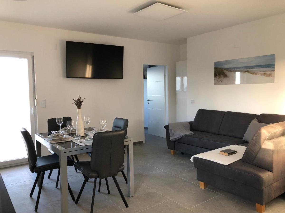Apartments Villa Prima Привлака Екстер'єр фото