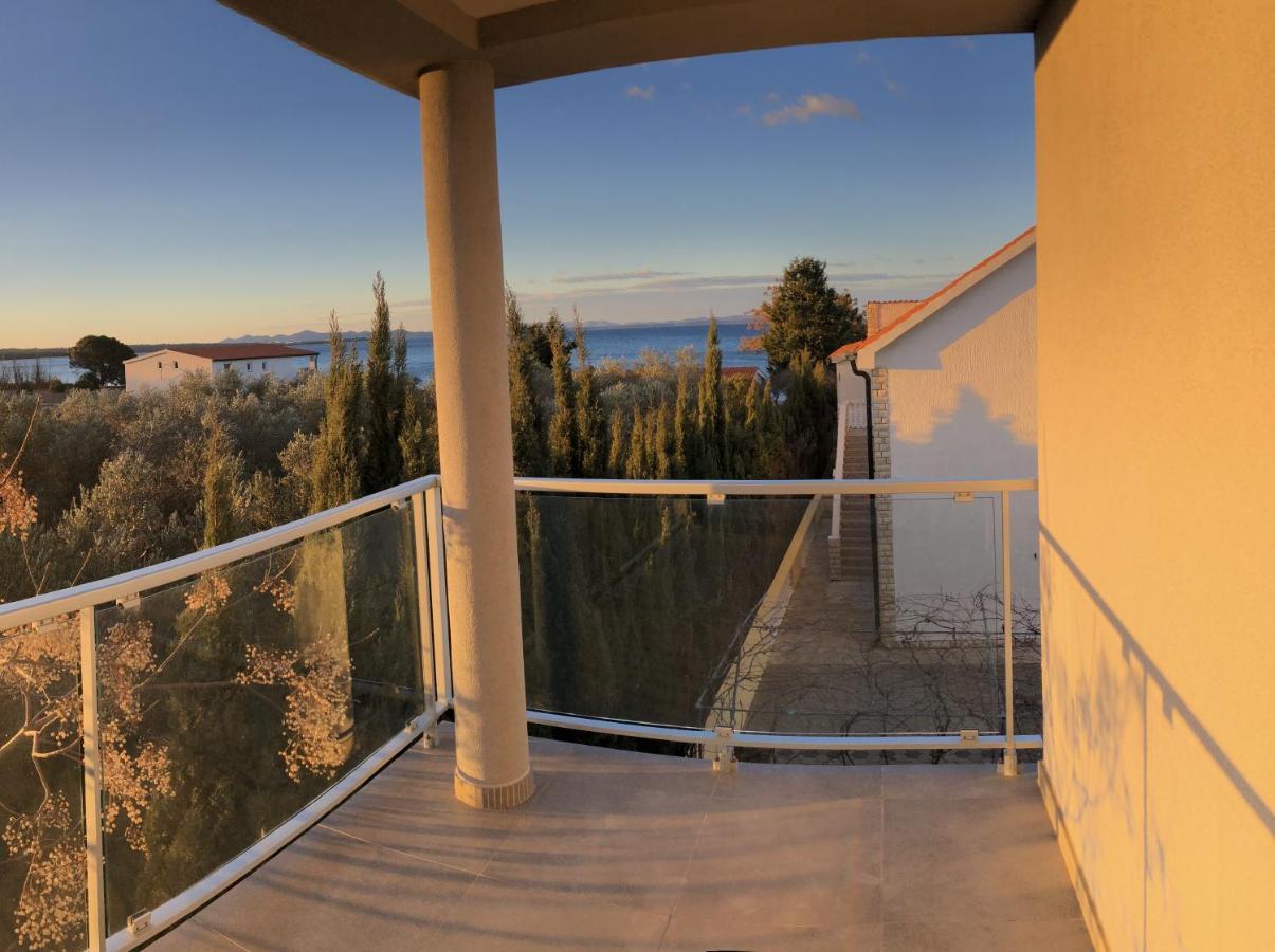 Apartments Villa Prima Привлака Екстер'єр фото